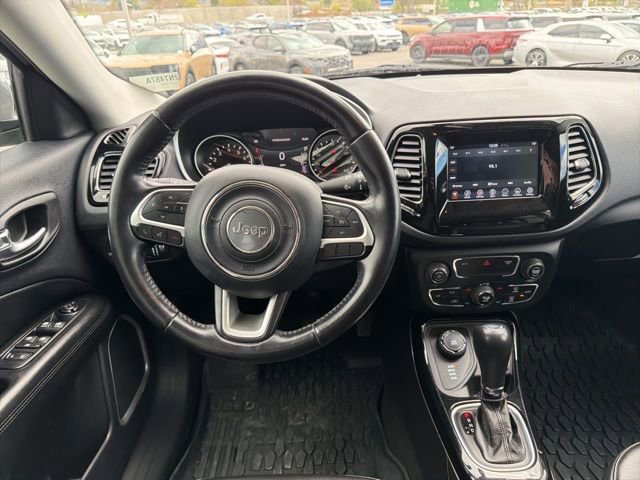 Used 2020 Jeep Compass Latitude image 25