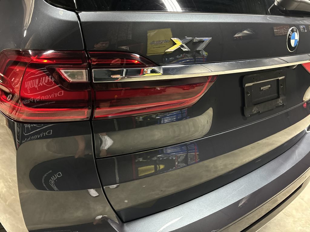 Used 2021 BMW X7 xDrive40i w/ Premium Package AWD/4WD image 34