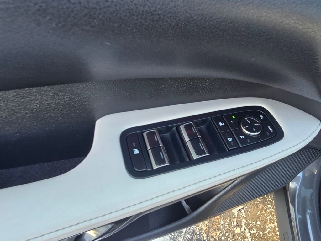 Used 2024 Lexus RX 350 Premium Plus w/ Convenience Package image 18