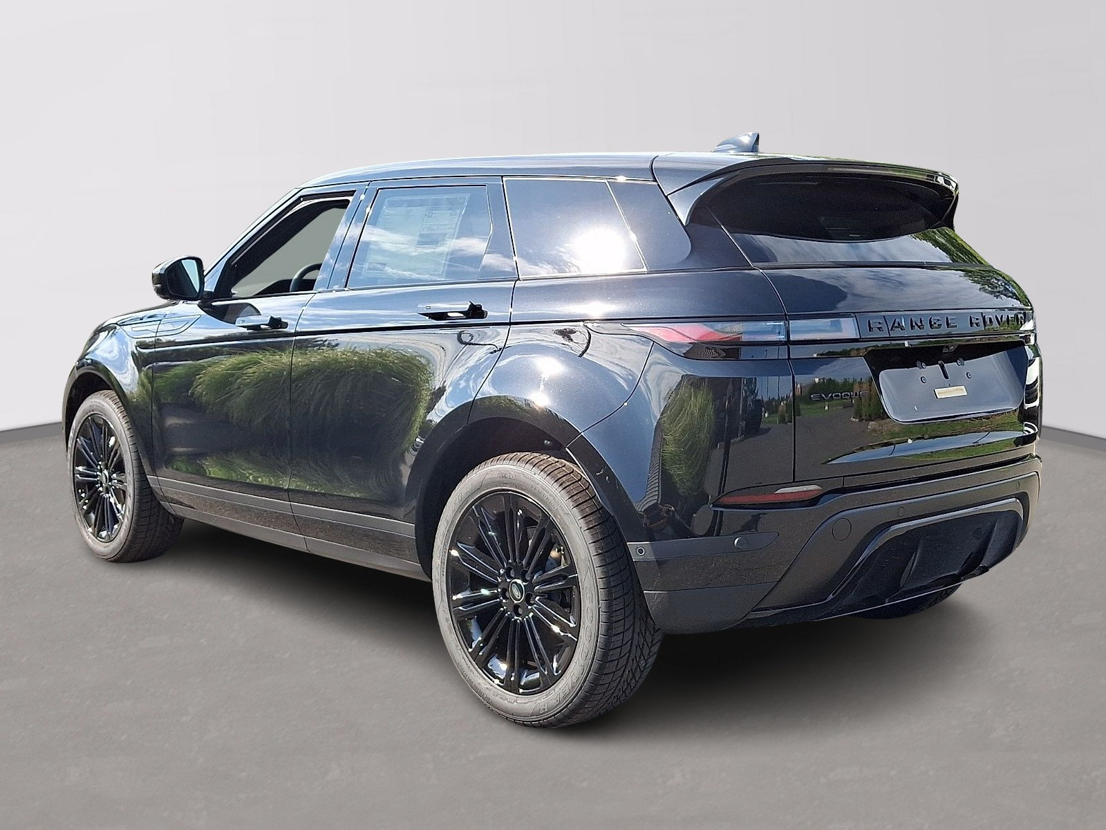New 2026 Land Rover Range Rover Evoque S AWD/4WD image 4