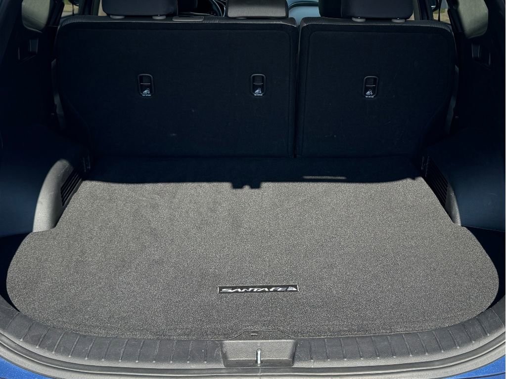 Used 2023 Hyundai Santa Fe SEL image 13