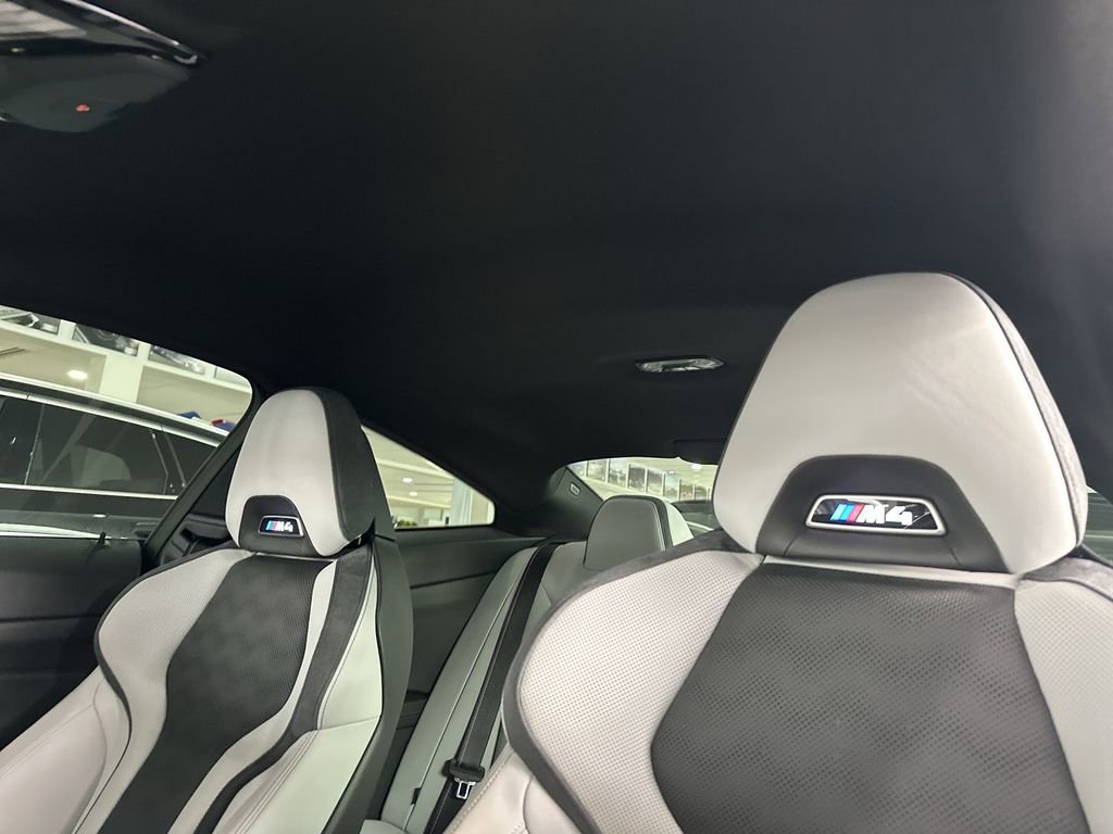 Used 2025 BMW M4 Coupe w/ Executive Package image 28