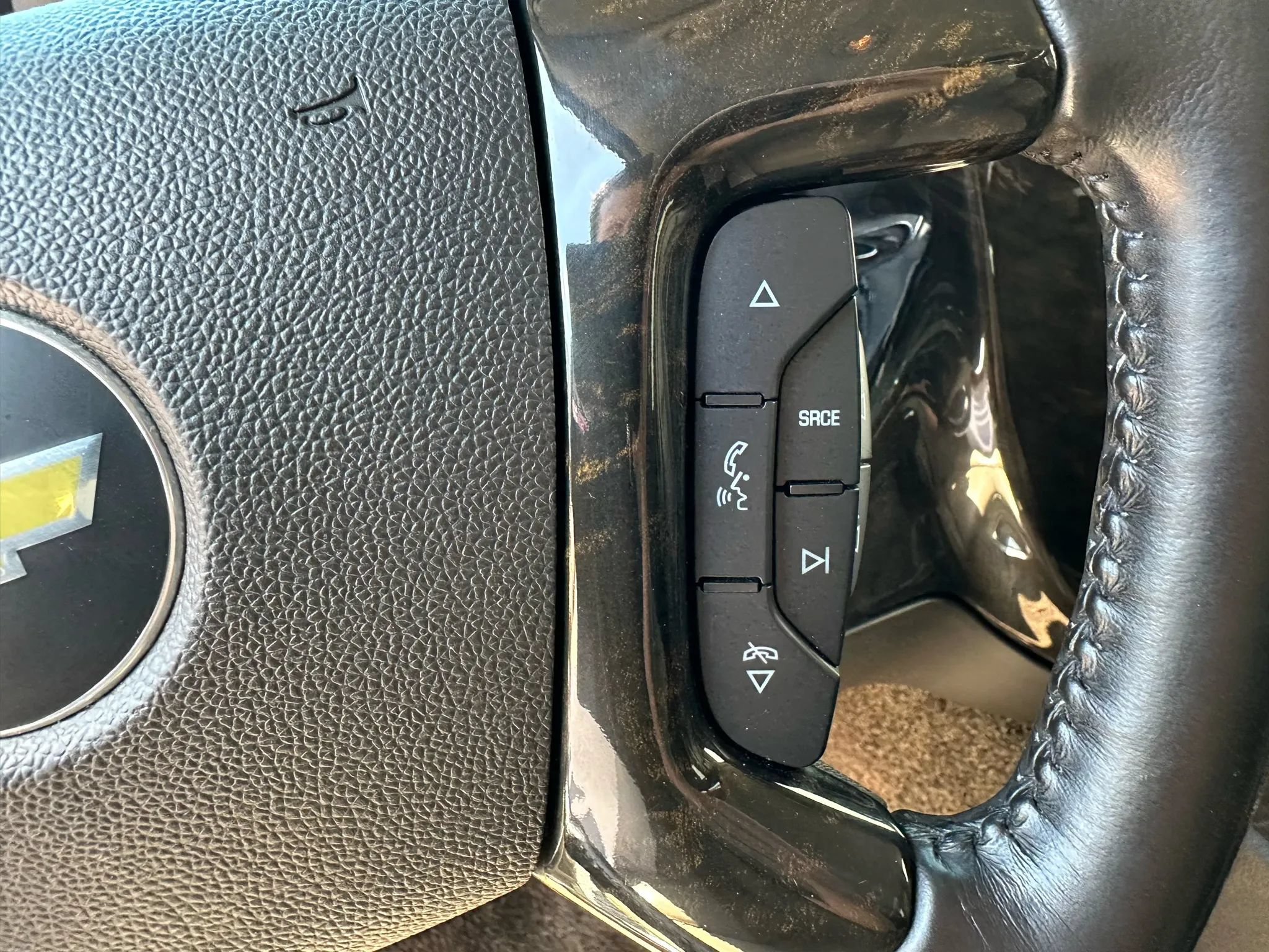 Used 2015 Chevrolet Express 2500 Extended RWD image 12