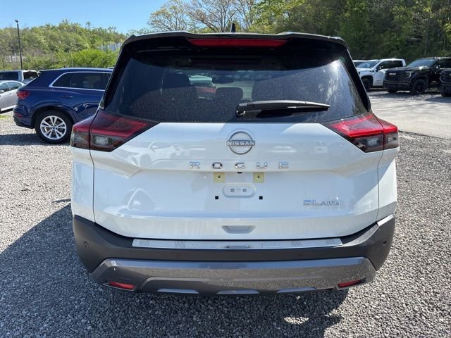 Certified 2023 Nissan Rogue SL w/ SL Premium Package AWD/4WD image 4