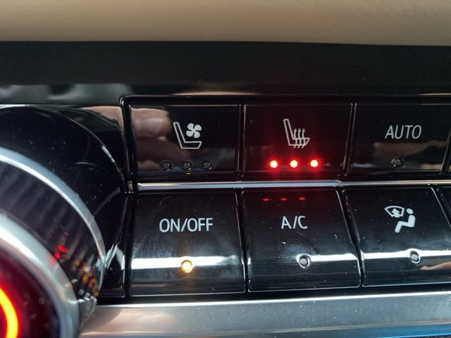 New 2026 Chevrolet Equinox ACTIV w/ Convenience Package III AWD/4WD image 17