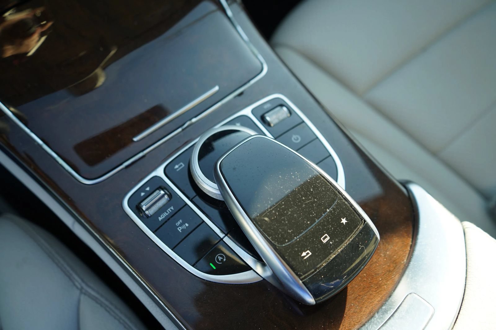 Used 2015 Mercedes-Benz C 300 Sedan image 11