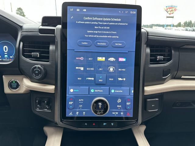 Used 2024 Ford Expedition Platinum image 15