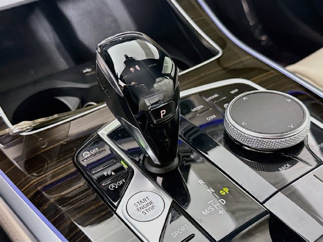 Used 2020 BMW X5 sDrive40i w/ M Sport Package RWD image 19