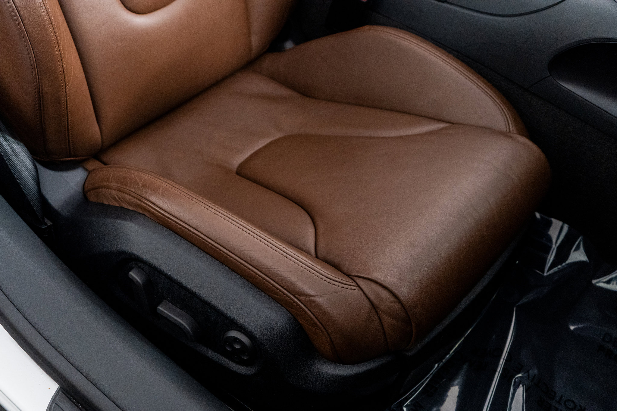 Used 2011 Audi R8 V8 image 30