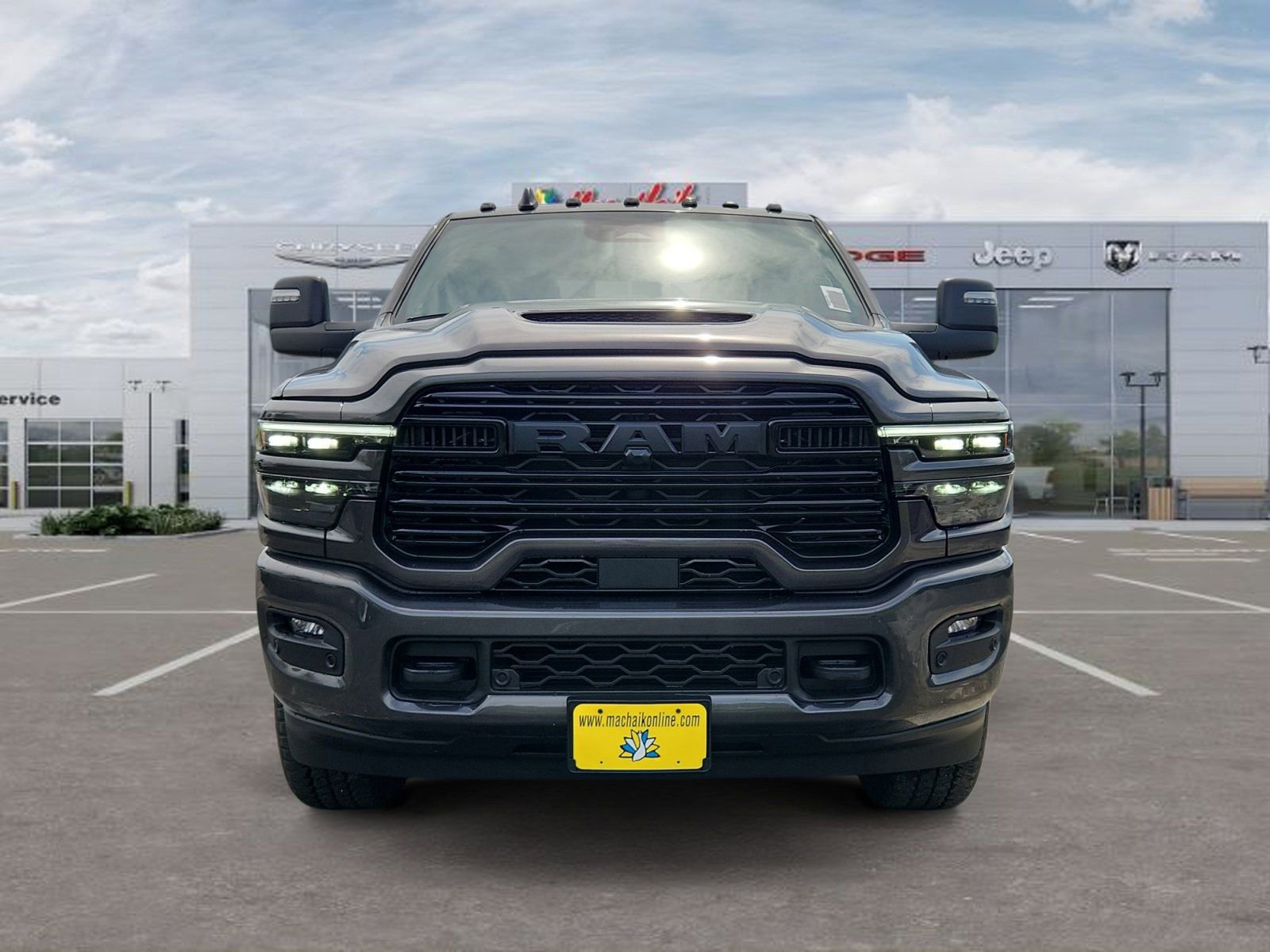 New 2026 RAM 2500 Laramie AWD/4WD image 8