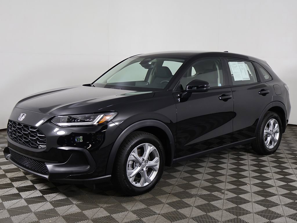Used 2025 Honda HR-V LX image 5