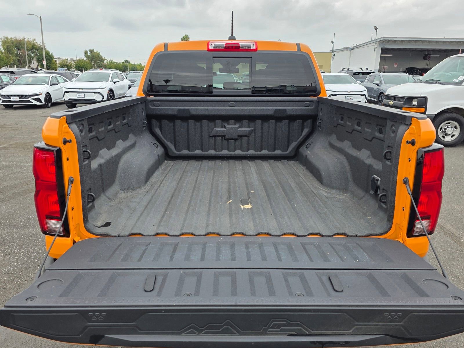 New 2025 Chevrolet Colorado Z71 w/ Technology Package AWD/4WD image 14