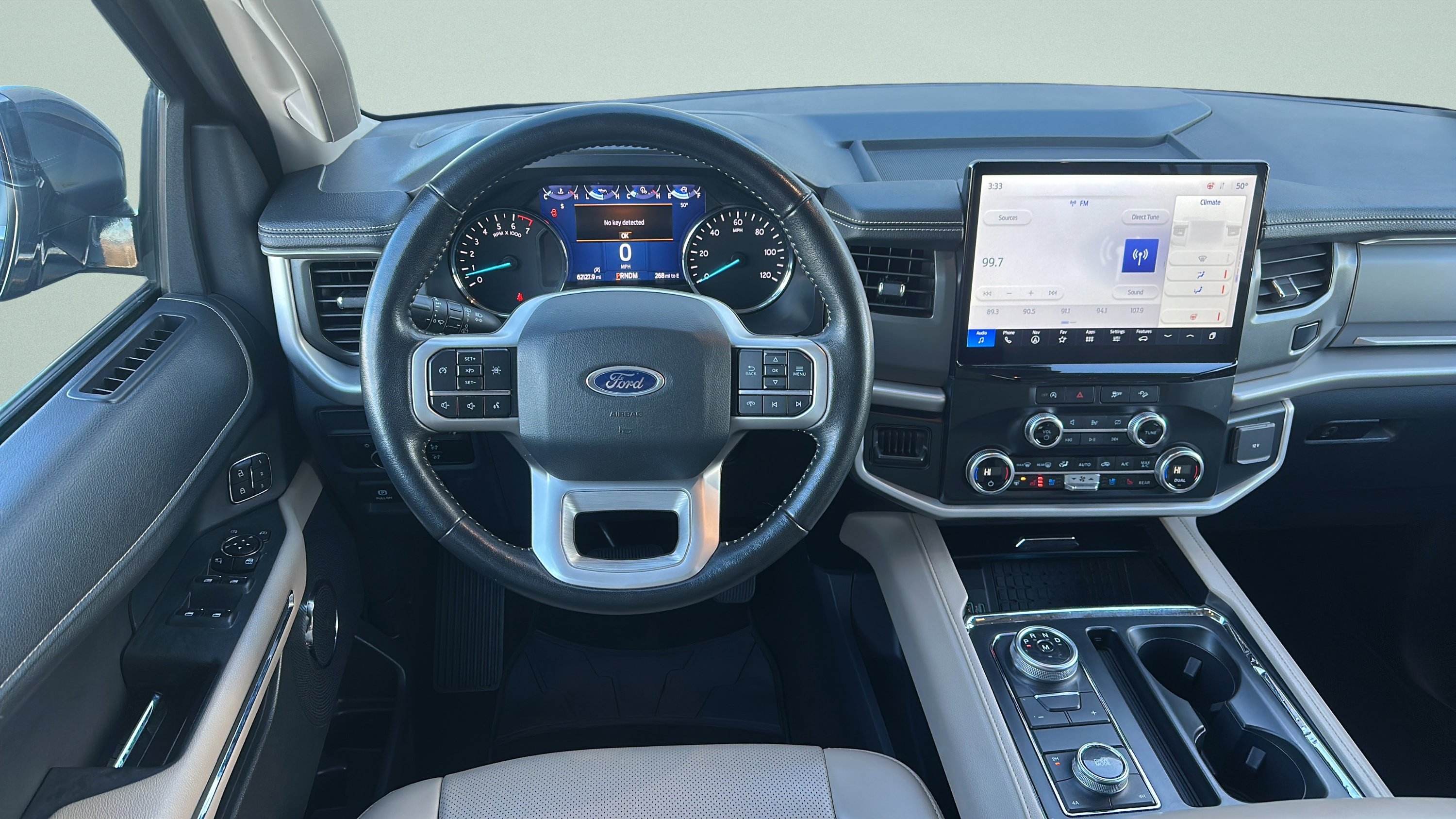 Used 2024 Ford Expedition XLT image 17