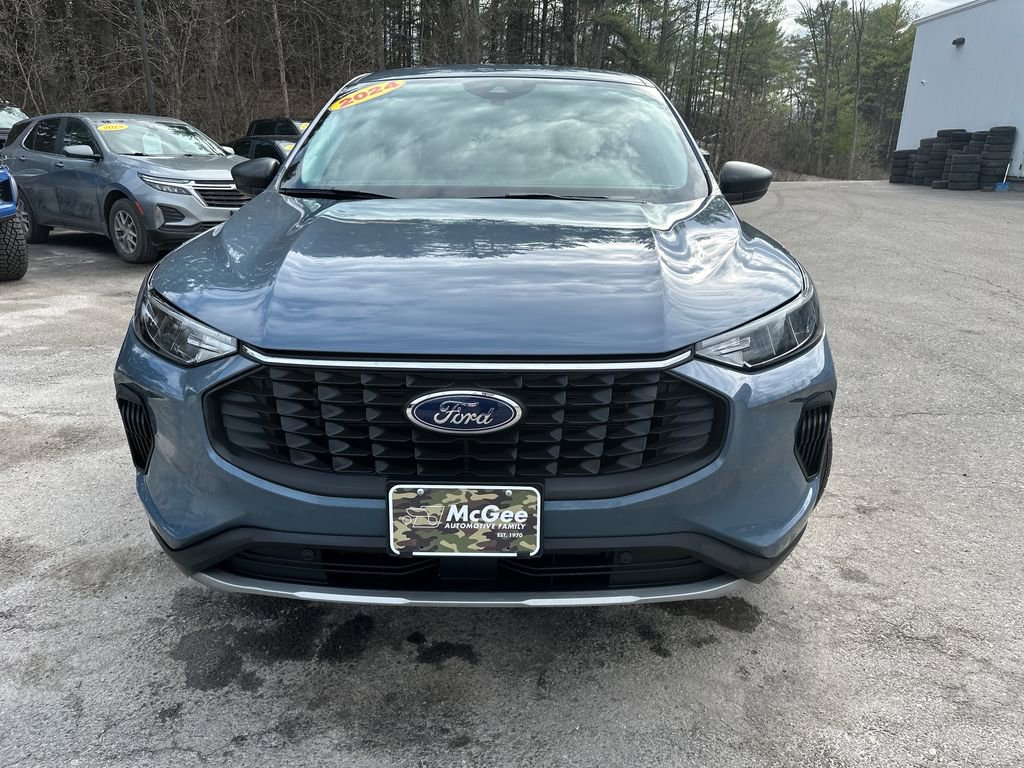Used 2024 Ford Escape Active w/ Tech Pack #1 AWD/4WD image 8