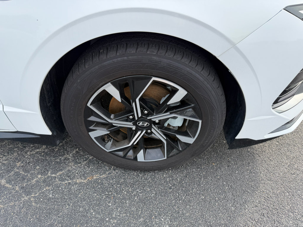 Used 2024 Hyundai Sonata SEL FWD image 3