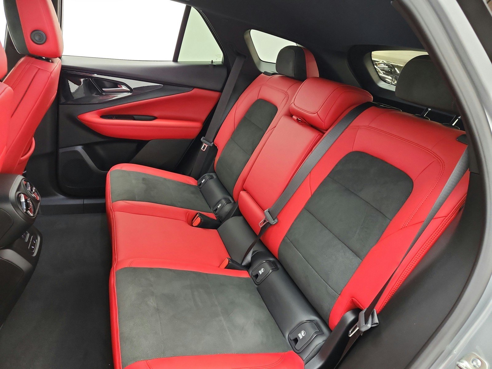 Used 2024 Chevrolet Blazer EV RS AWD/4WD image 15