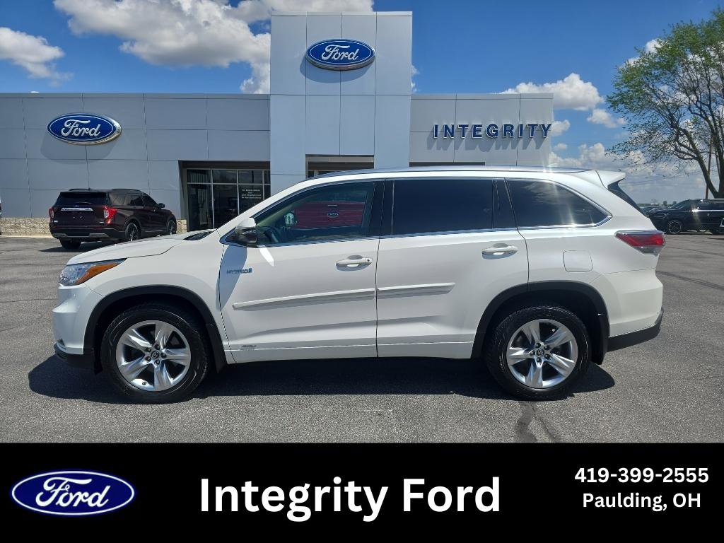 Used 2016 Toyota Highlander Limited w/ Driver Technology Package