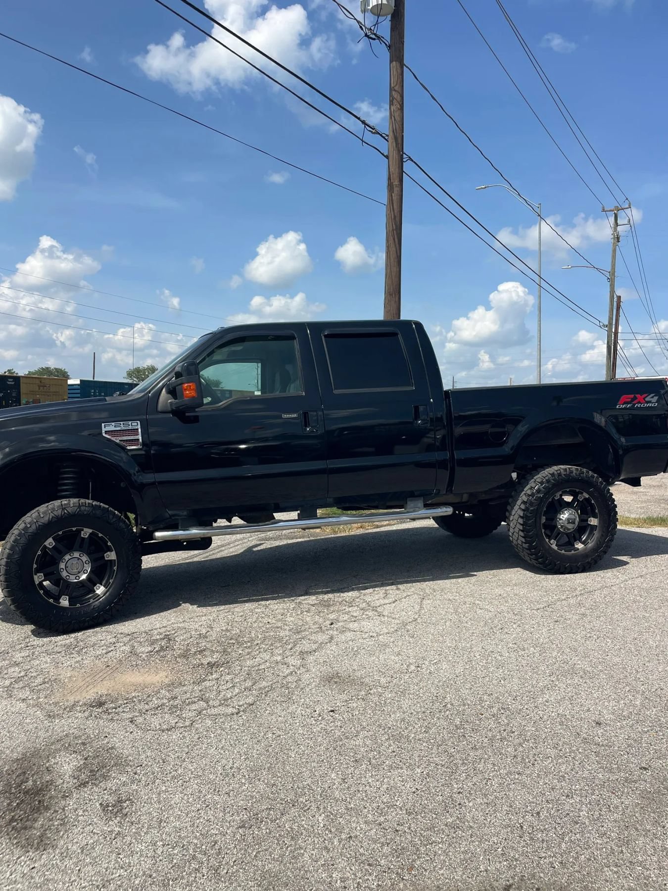 Used 2009 Ford F250 FX4 AWD/4WD image 6