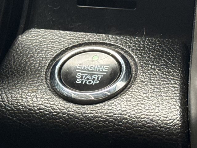 Used 2020 Ford F350 Lariat w/ Lariat Ultimate Package AWD/4WD image 28