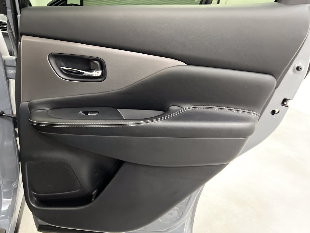 Used 2024 Nissan Murano SL FWD image 25