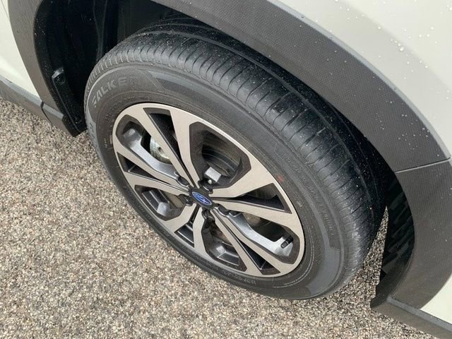 Used 2021 Subaru Forester Limited w/ Popular Package #3 image 9