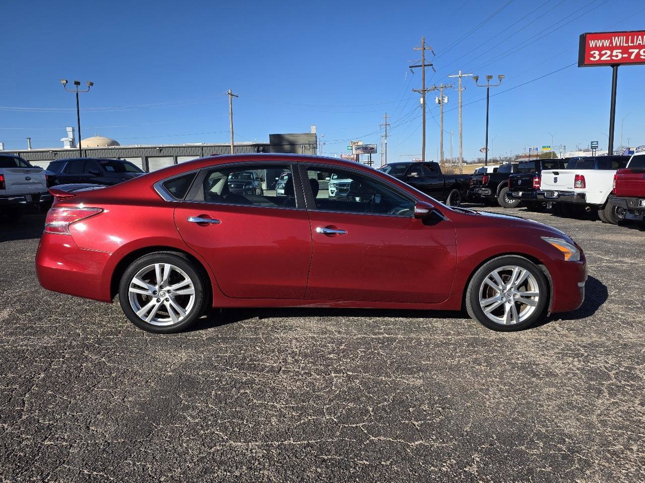 Used 2015 Nissan Altima 3.5 SL FWD image 8