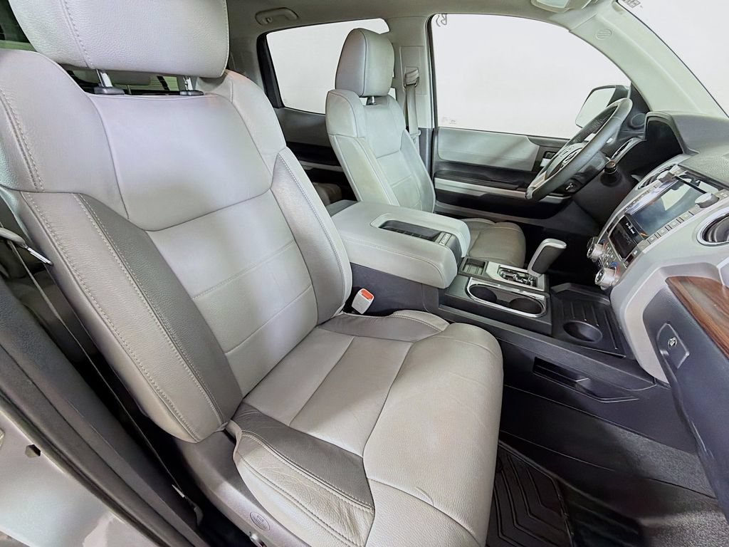 Used 2020 Toyota Tundra Limited w/ Limited Premium Package AWD/4WD image 26