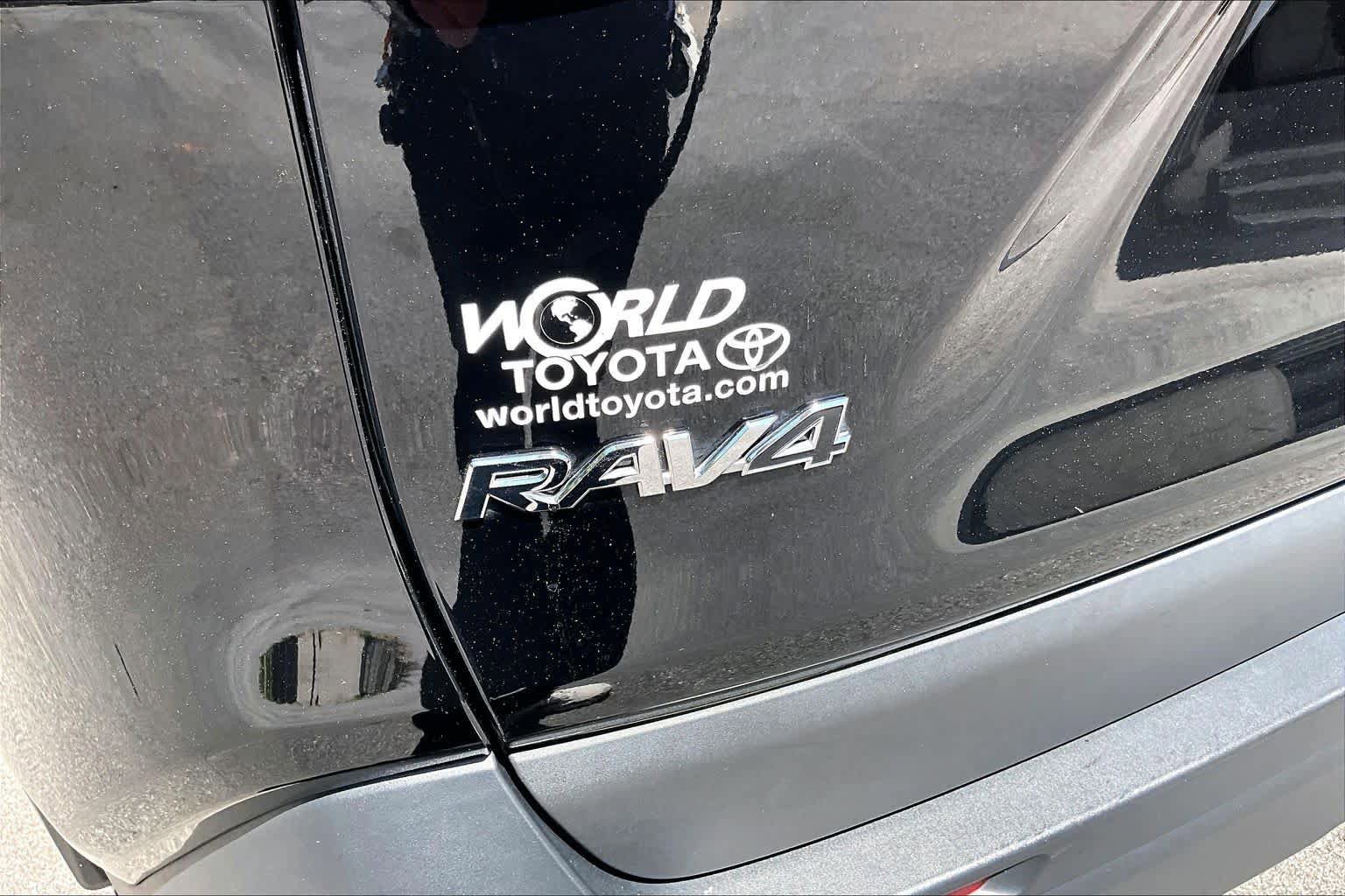 Certified 2025 Toyota RAV4 XLE Premium FWD image 31