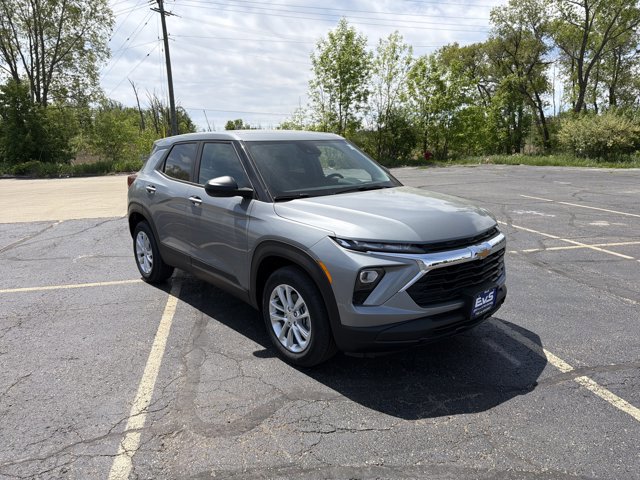 New 2026 Chevrolet TrailBlazer LS w/ LS Convenience Package FWD image 3