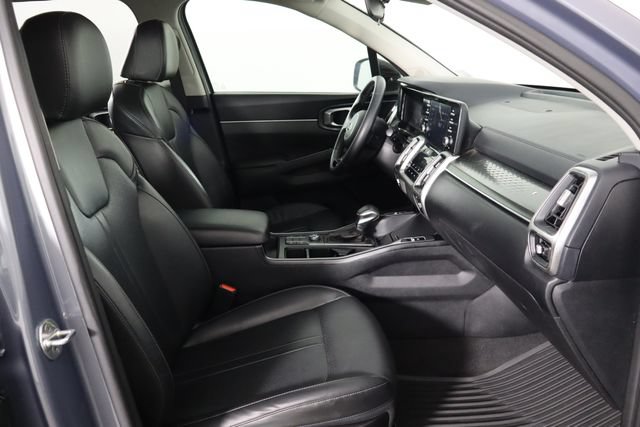 Used 2021 Kia Sorento S w/ Panoramic Sunroof Package FWD image 18