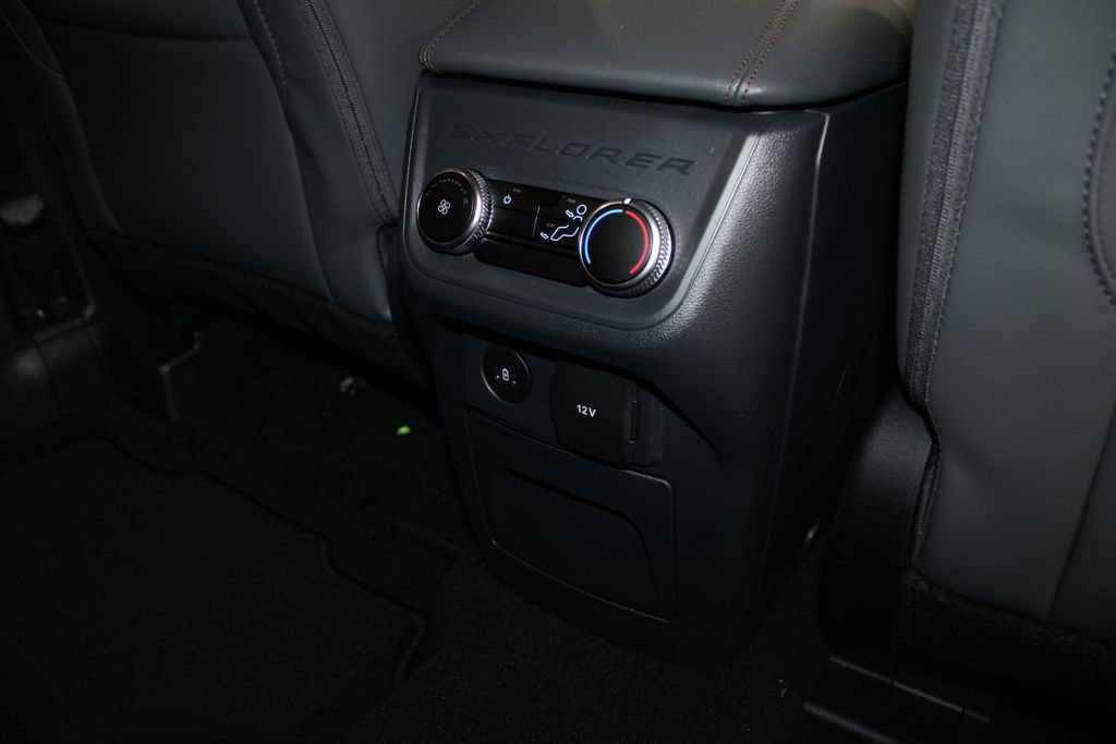 New 2026 Ford Explorer Active w/ Active Comfort Package AWD/4WD image 34