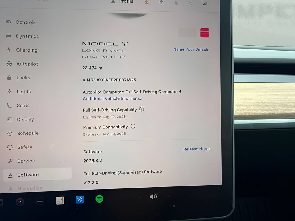 Used 2024 Tesla Model Y Long Range AWD/4WD image 14