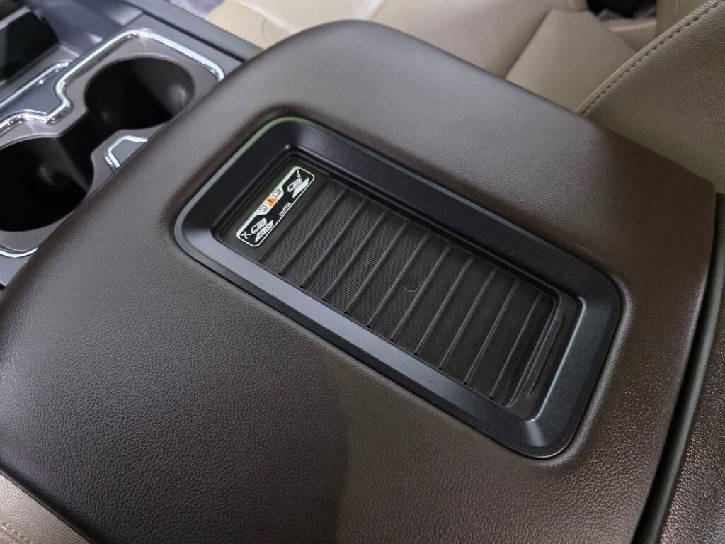 Used 2018 Chevrolet Silverado 2500 LTZ w/ Duramax Plus Package AWD/4WD image 16