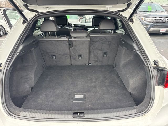 Used 2020 Audi Q3 2.0T Premium image 15