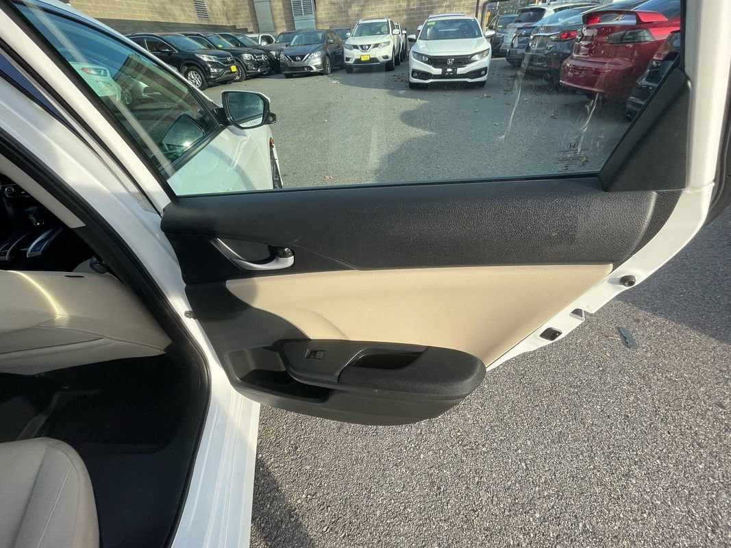 Used 2018 Honda Civic EX image 22