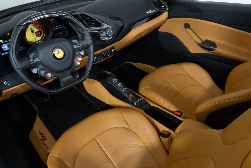 Used 2018 Ferrari 488 Spider image 38