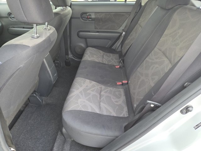 Used 2014 Scion xB FWD image 10