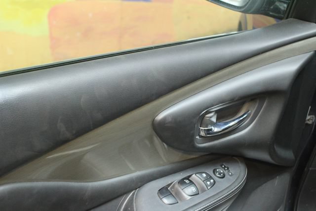 Used 2018 Nissan Murano SV AWD/4WD image 13