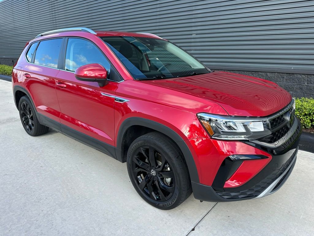 Used 2023 Volkswagen Taos SE image 11