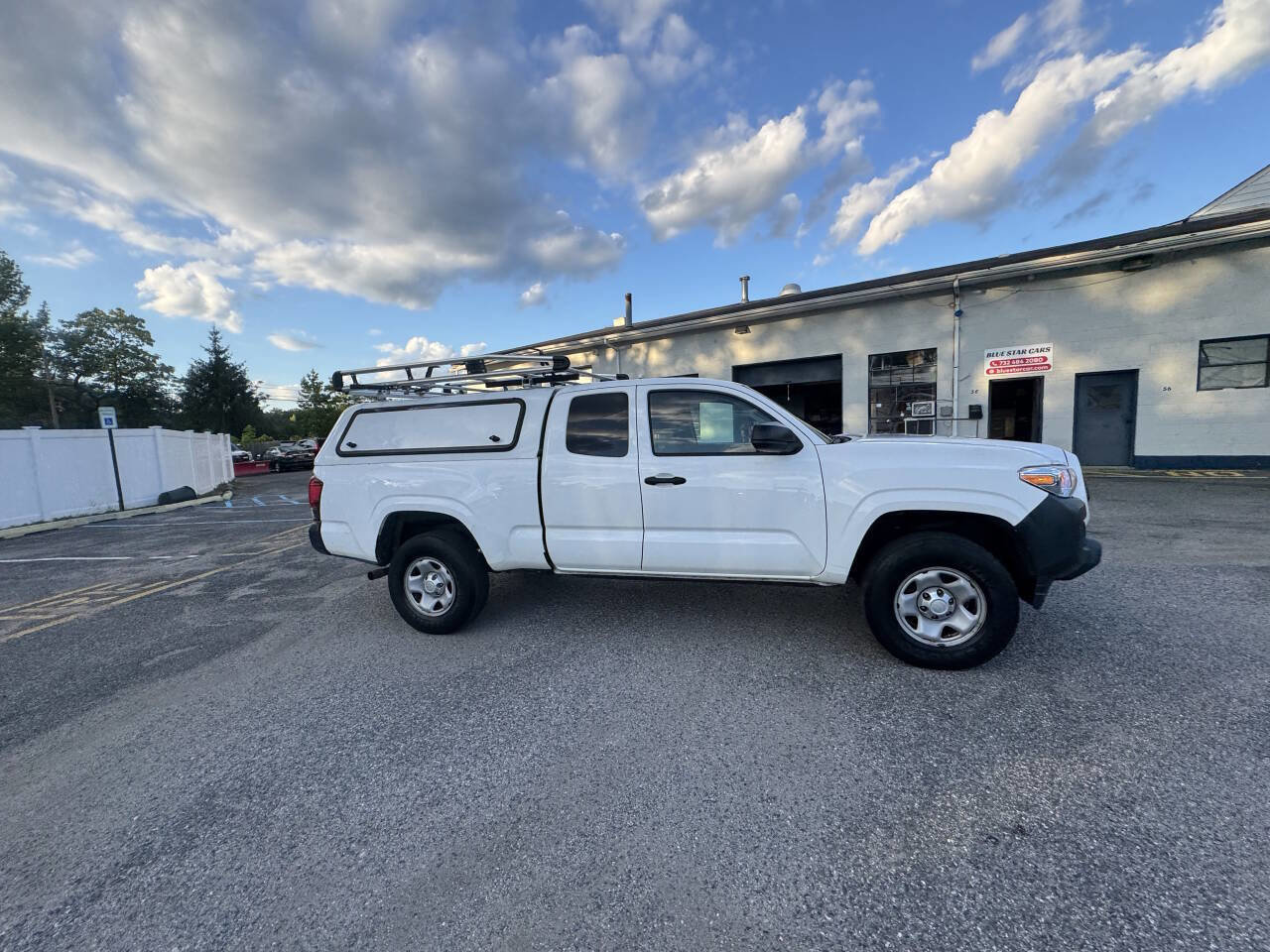Used 2020 Toyota Tacoma SR image 7