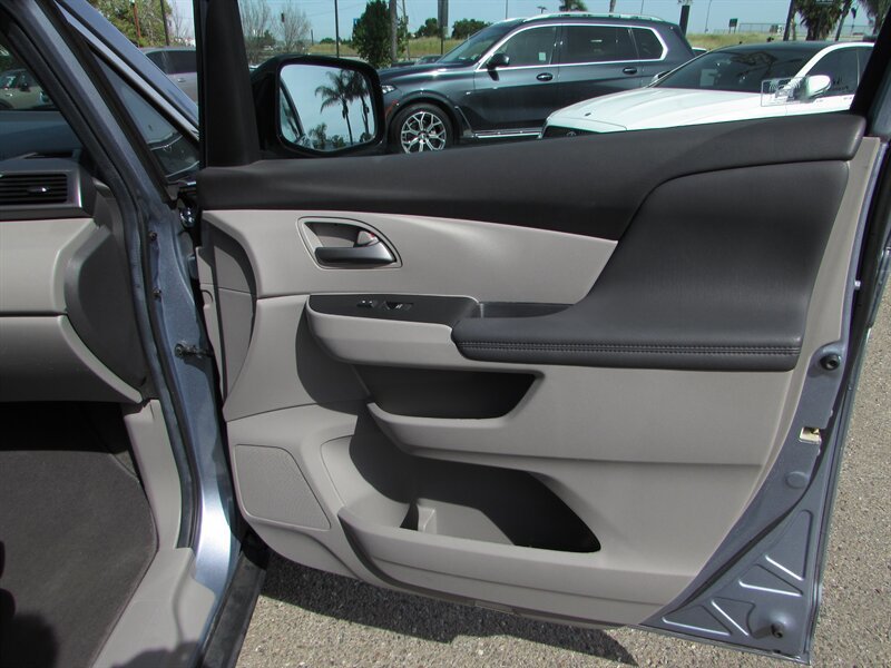 Used 2012 Honda Odyssey EX image 28