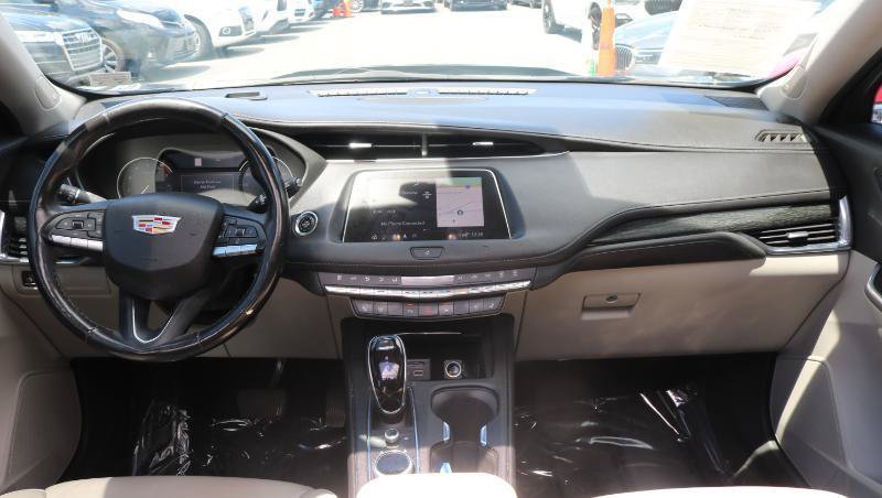 Used 2020 Cadillac XT4 Premium Luxury AWD/4WD image 22