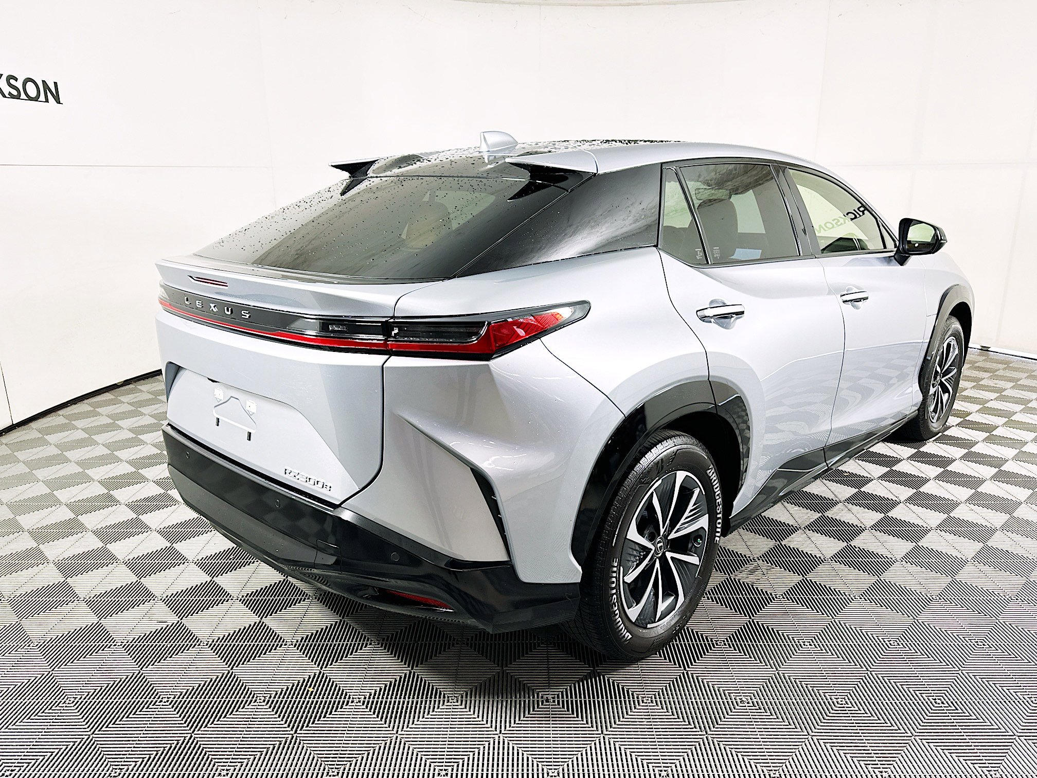 Used 2024 Lexus RZ 300e Premium w/ Accessory Package (Z1) image 3