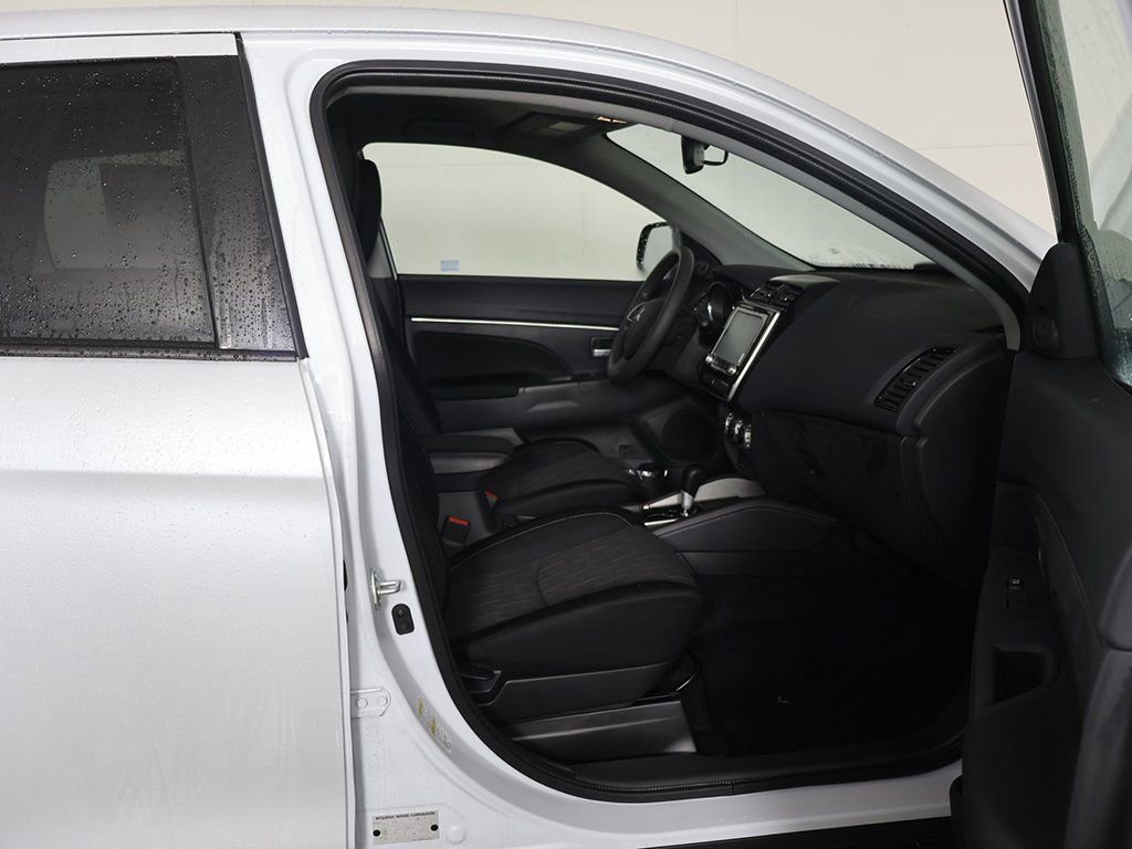 New 2026 Mitsubishi Outlander Sport ES image 25