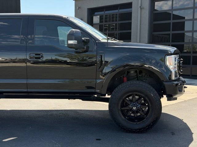 Used 2022 Ford F350 Platinum w/ Tremor Off-Road Package AWD/4WD image 2