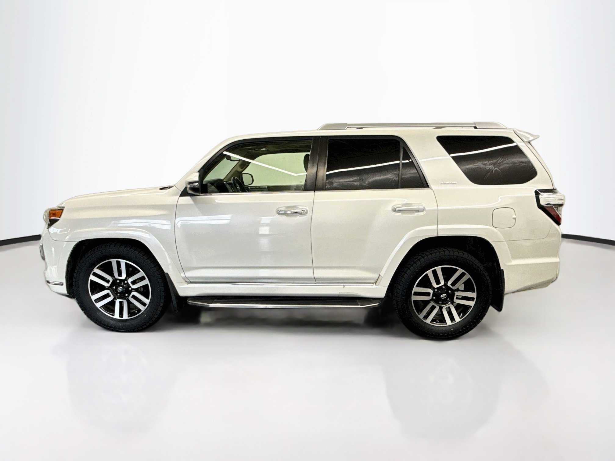 Used 2014 Toyota 4Runner Limited RWD image 4