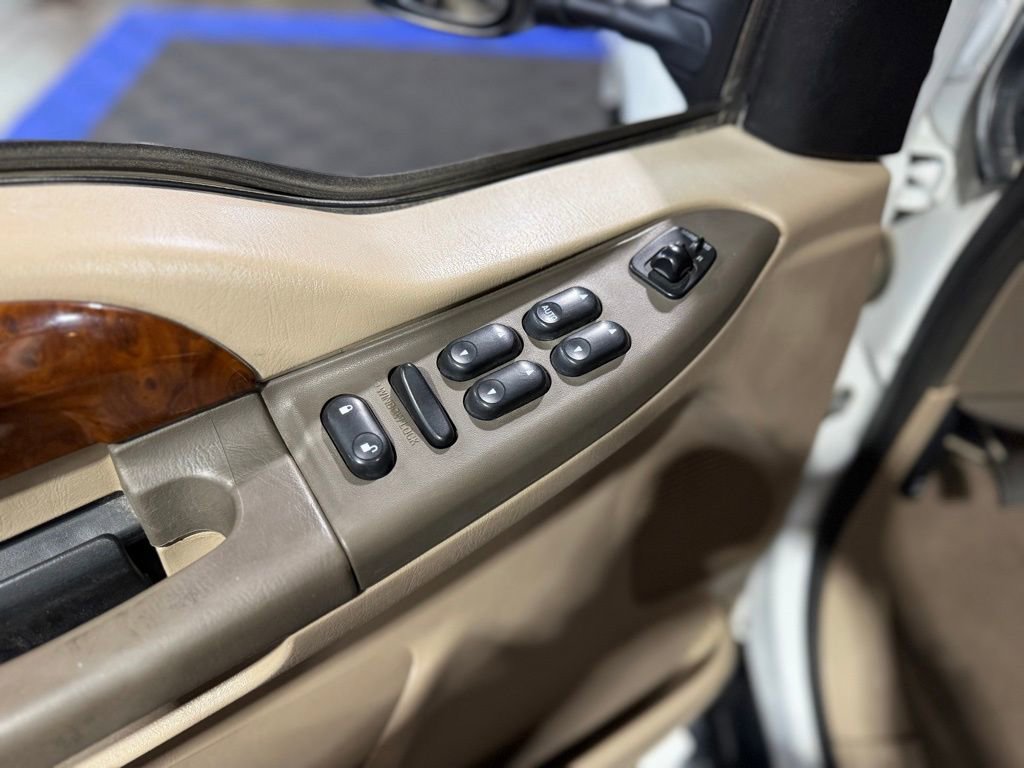 Used 2004 Ford F250 Lariat image 18