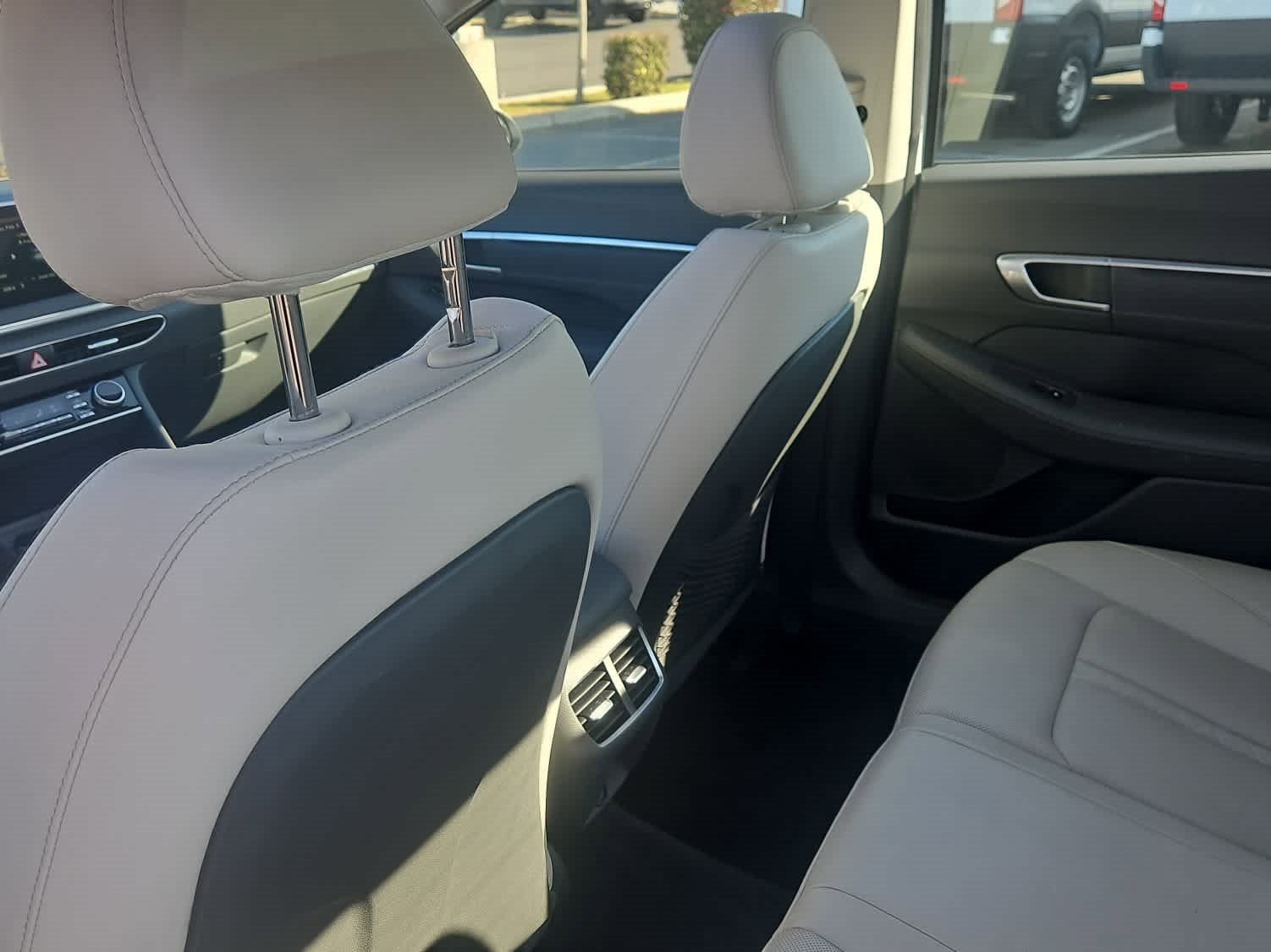 Used 2020 Hyundai Sonata Limited image 12