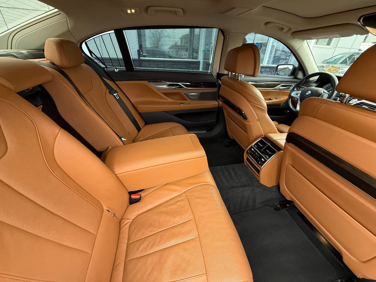 Used 2016 BMW 740i RWD image 16