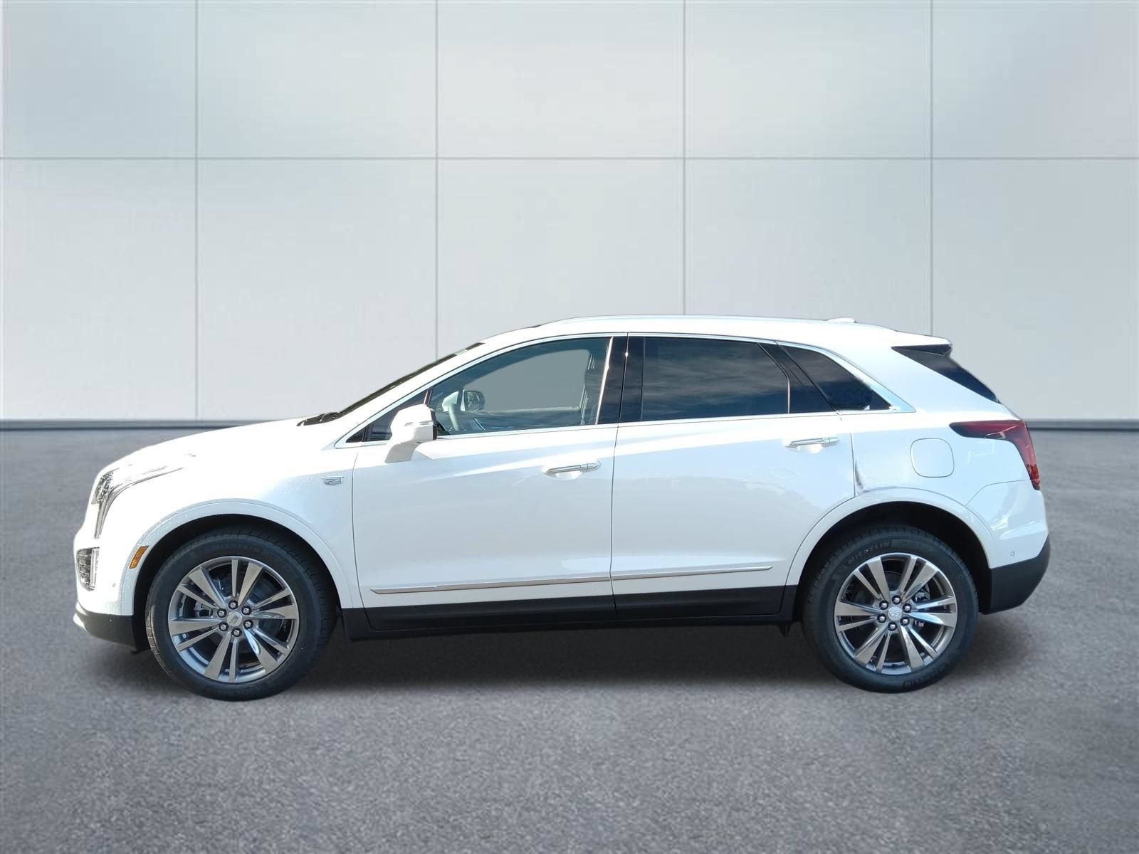 New 2026 Cadillac XT5 Premium Luxury w/ Driver Assist Package AWD/4WD image 2